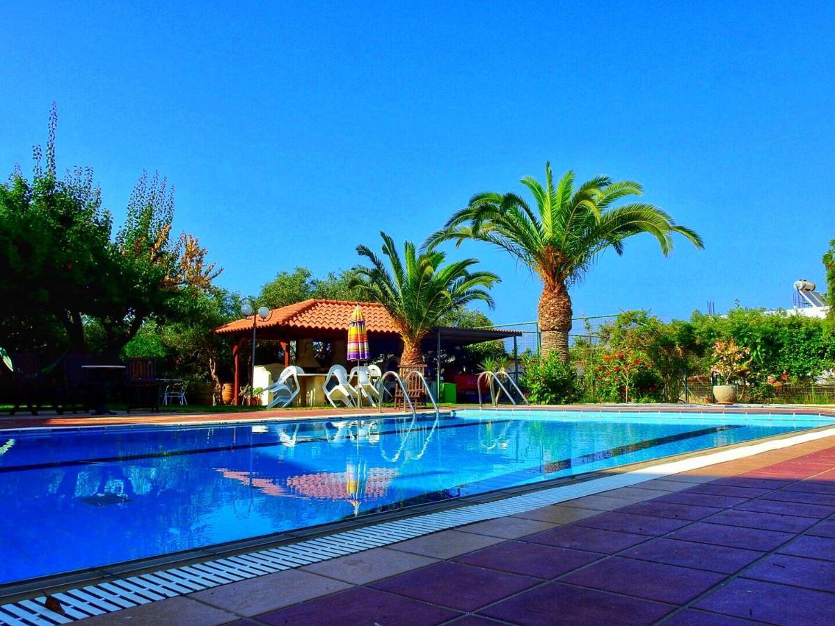 Esperia Apartments Πλατανές Εξωτερικό φωτογραφία