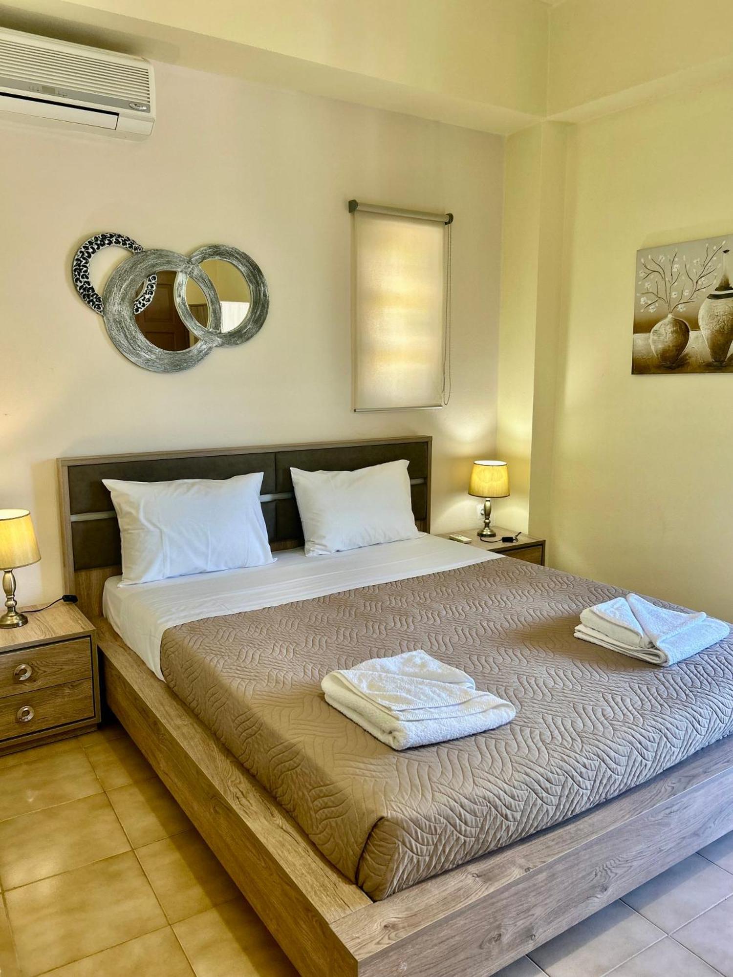 Esperia Apartments Πλατανές Εξωτερικό φωτογραφία