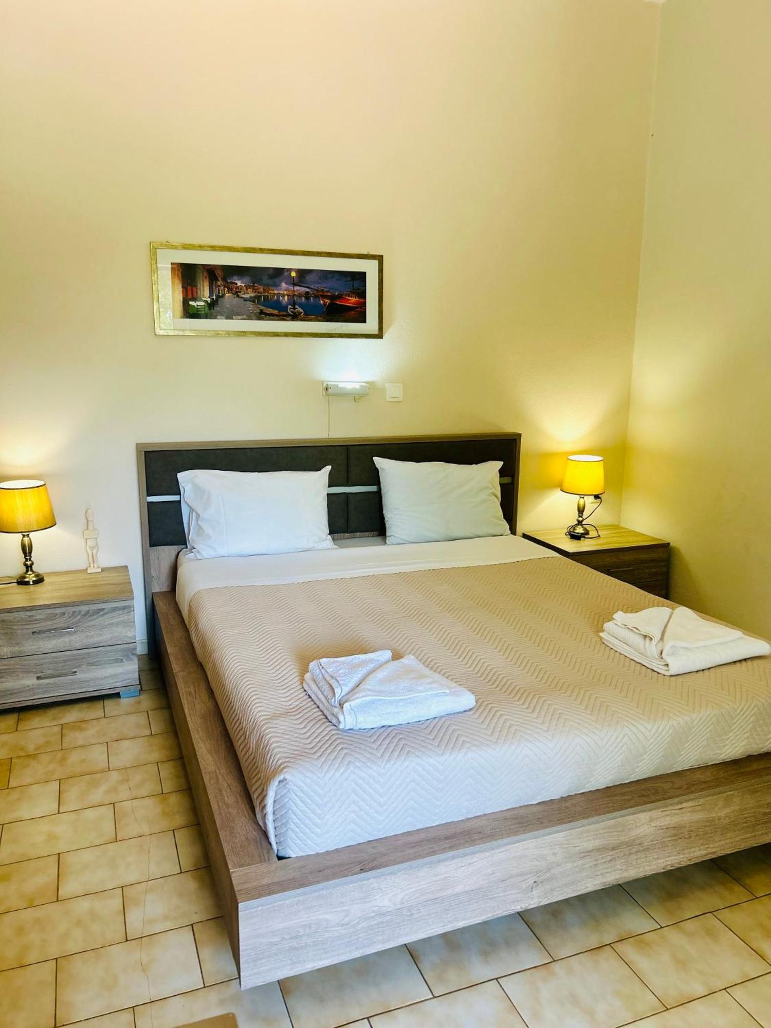Esperia Apartments Πλατανές Εξωτερικό φωτογραφία